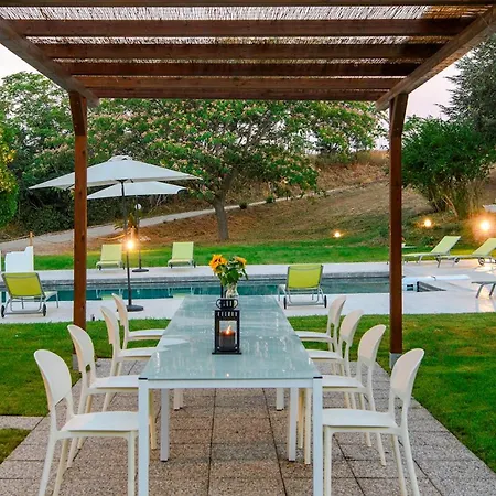 Villa Ardente 12&1, Emma