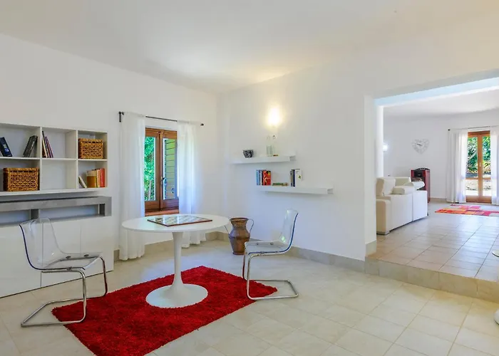 Ardente 12&1, Emma Villa *