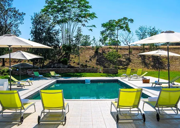 Ardente 12&1, Emma Villa