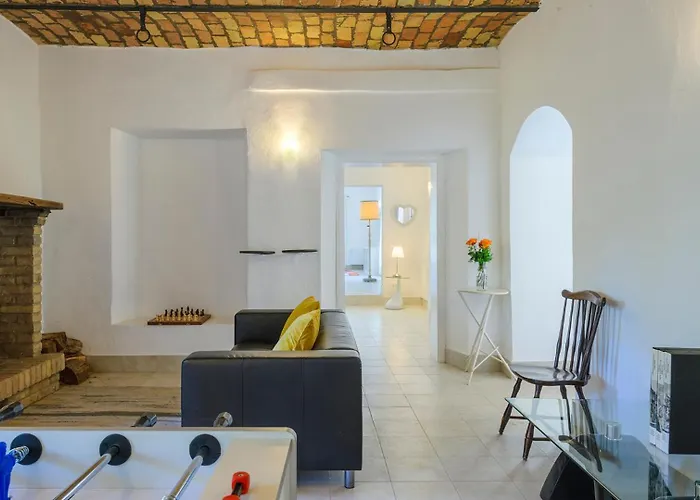 Villa Ardente 12&1, Emma