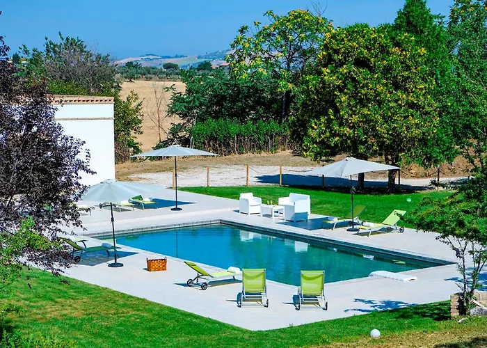 Villa Ardente 12&1, Emma *