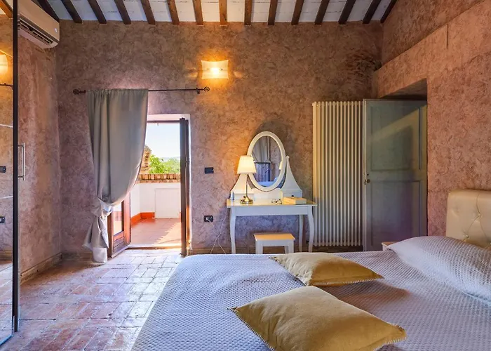 Ardente 12&1, Emma Villa *